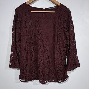 R Adrianna Papell Lace Top Bell Sleeve Size XL Burgundy Blouse Feminine Outnigth